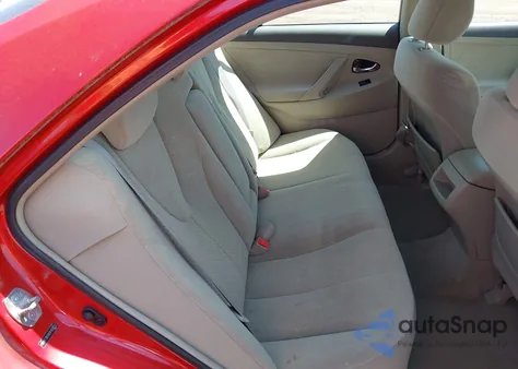 2007 Toyota Camry Le V6 z USA, uszkodzony, nr VIN 4T1BK46K97U038702